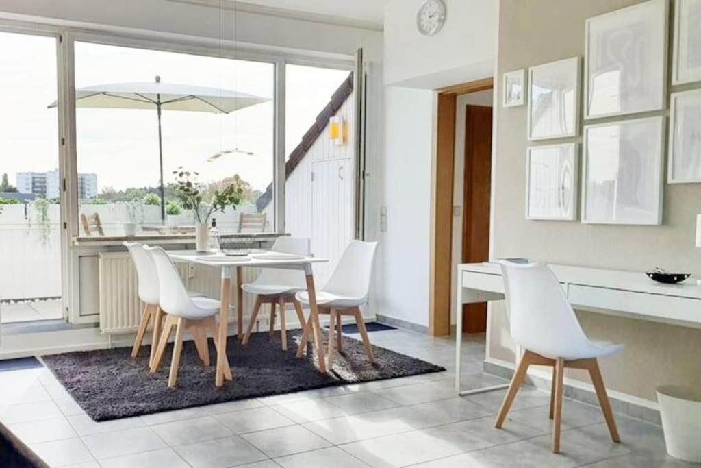 Modernes Und Ruhiges Appartement Mit Loggia Marl Ngoại thất bức ảnh