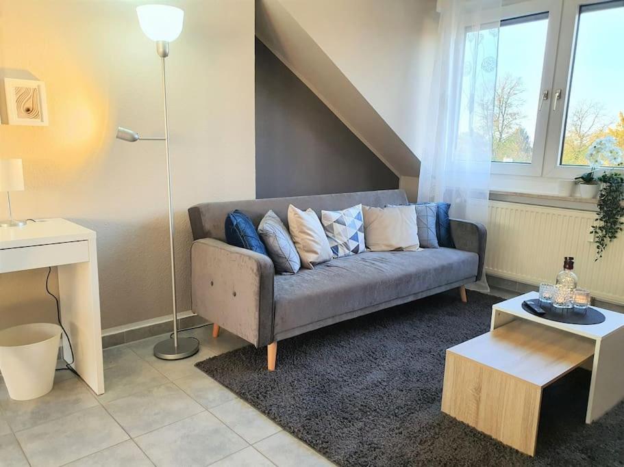 Modernes Und Ruhiges Appartement Mit Loggia Marl Ngoại thất bức ảnh